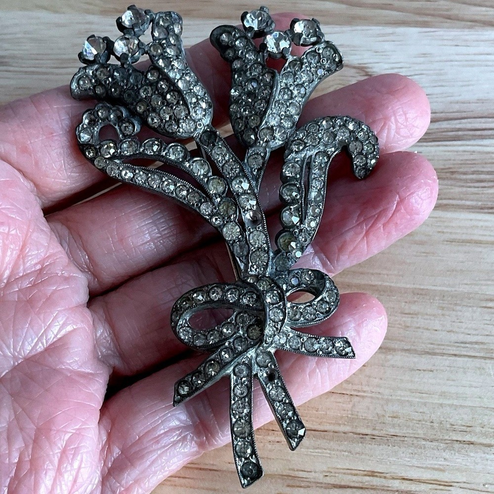 Vintage Pot Metal Brooch 1930s Art Deco Flower Design 3.25" x 2" READ